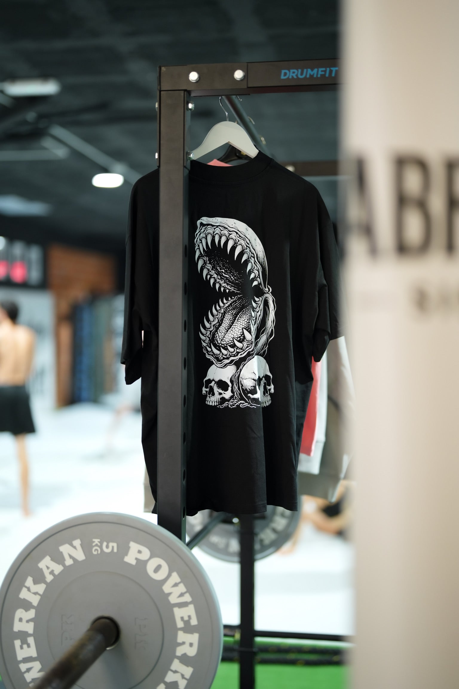 「GYM」