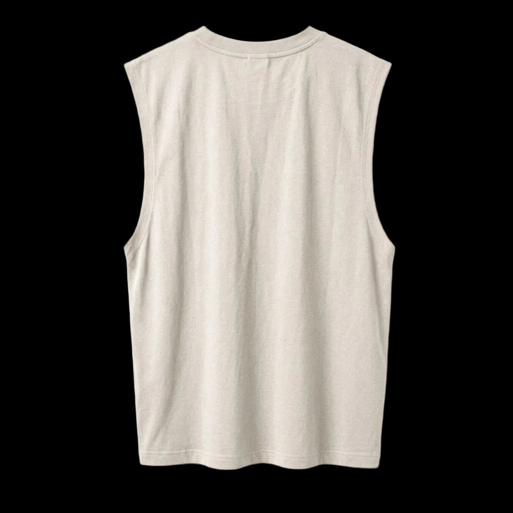 Camiseta sin mangas color hueso (beige), 100% algodón. Oversized. Vista por la parte de detrás. La parte trasera está completamente lisa.